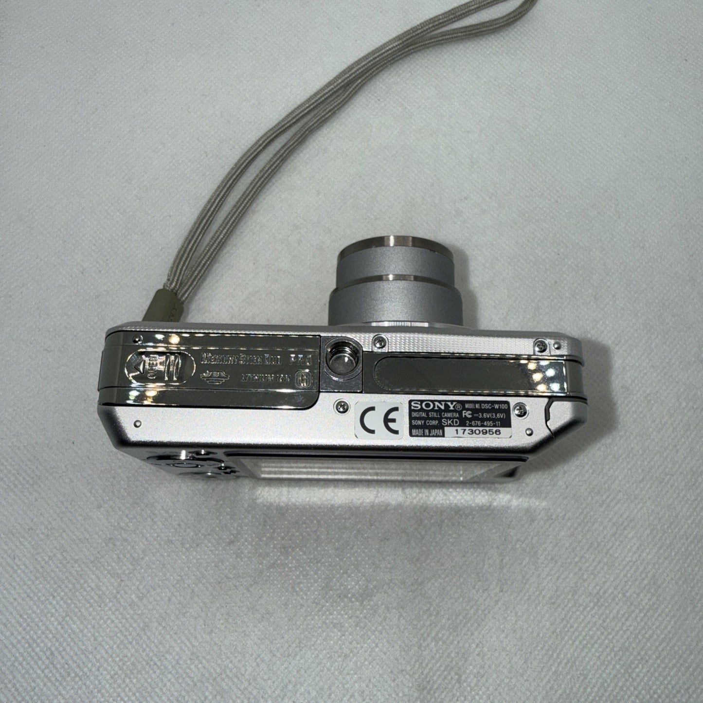 Y2K Sony Digital Camera Cybershot DSC-W100 8.1MP Tested + Charger Battery Memory8