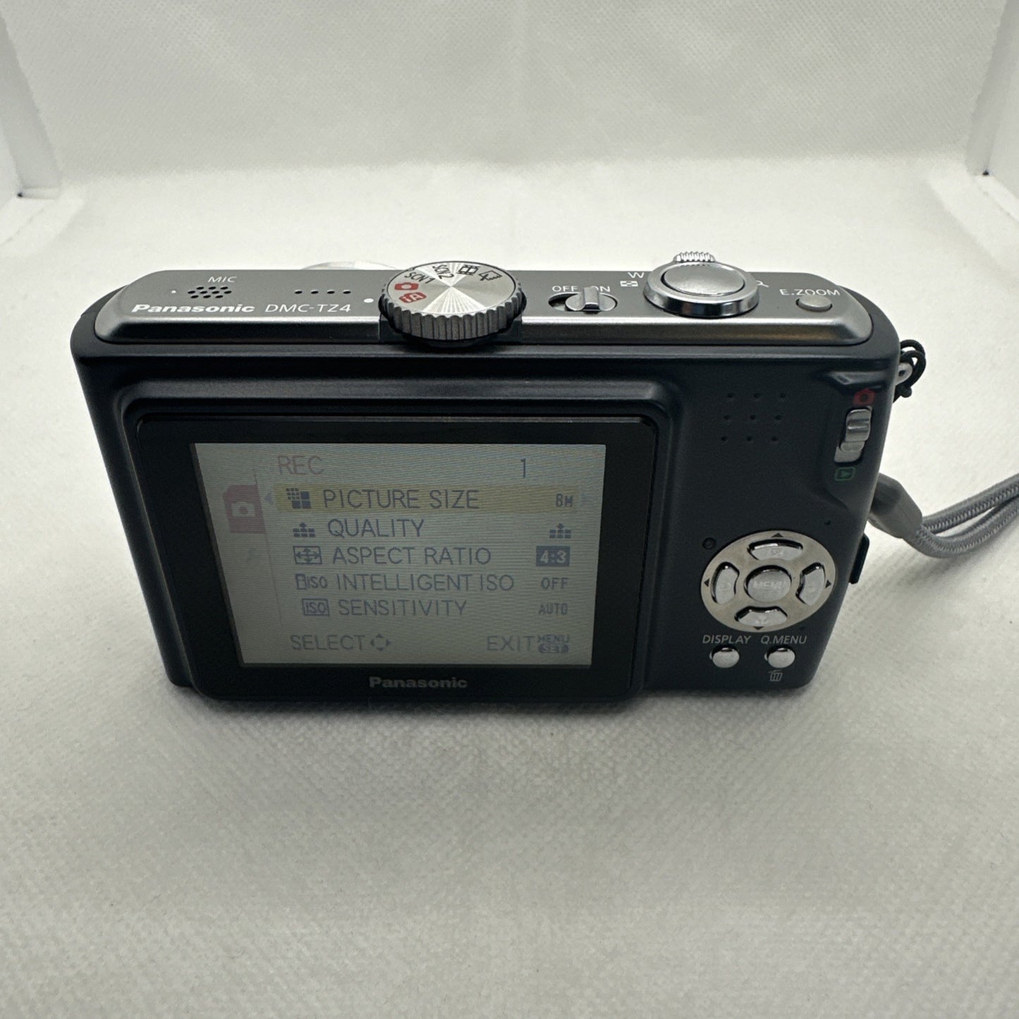 Panasonic Digital Camera Lumix DMC-TZ4 8.1MP  Tested + Charger Battery 16GB VGC4