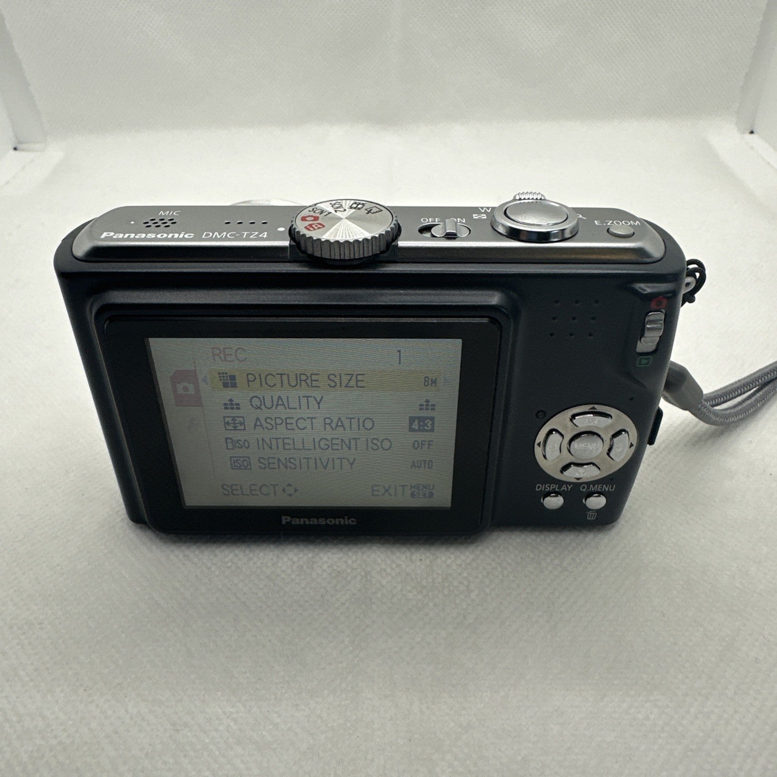 Panasonic Digital Camera Lumix DMC-TZ4 8.1MP  Tested + Charger Battery 16GB VGC4