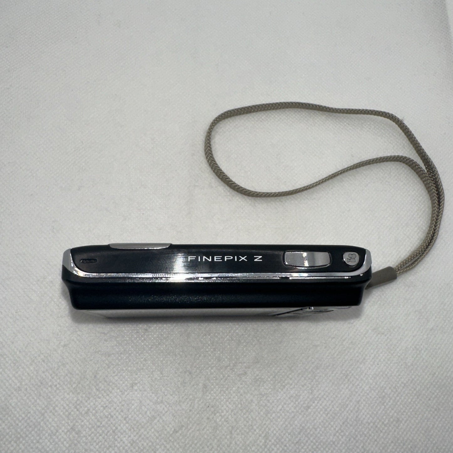 FUJIFILM FINEPIX Z70 12.2MP Digital Camera Working With Some Dead Pixels5