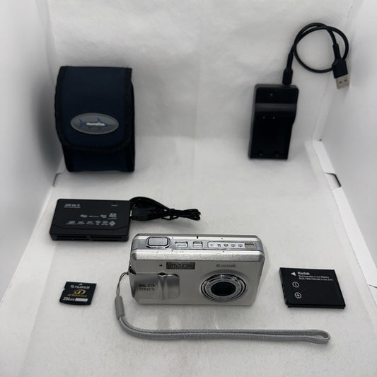 Kodak EasyShare LS755 Digital Camera 5.0MP Tested + Charger Battery Memory Case0