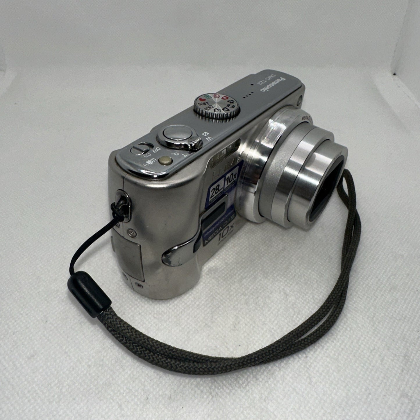 Panasonic Digital Camera LUMIX DMC TZ3 7.2MP Tested Plus Battery Charger 16GB SD1