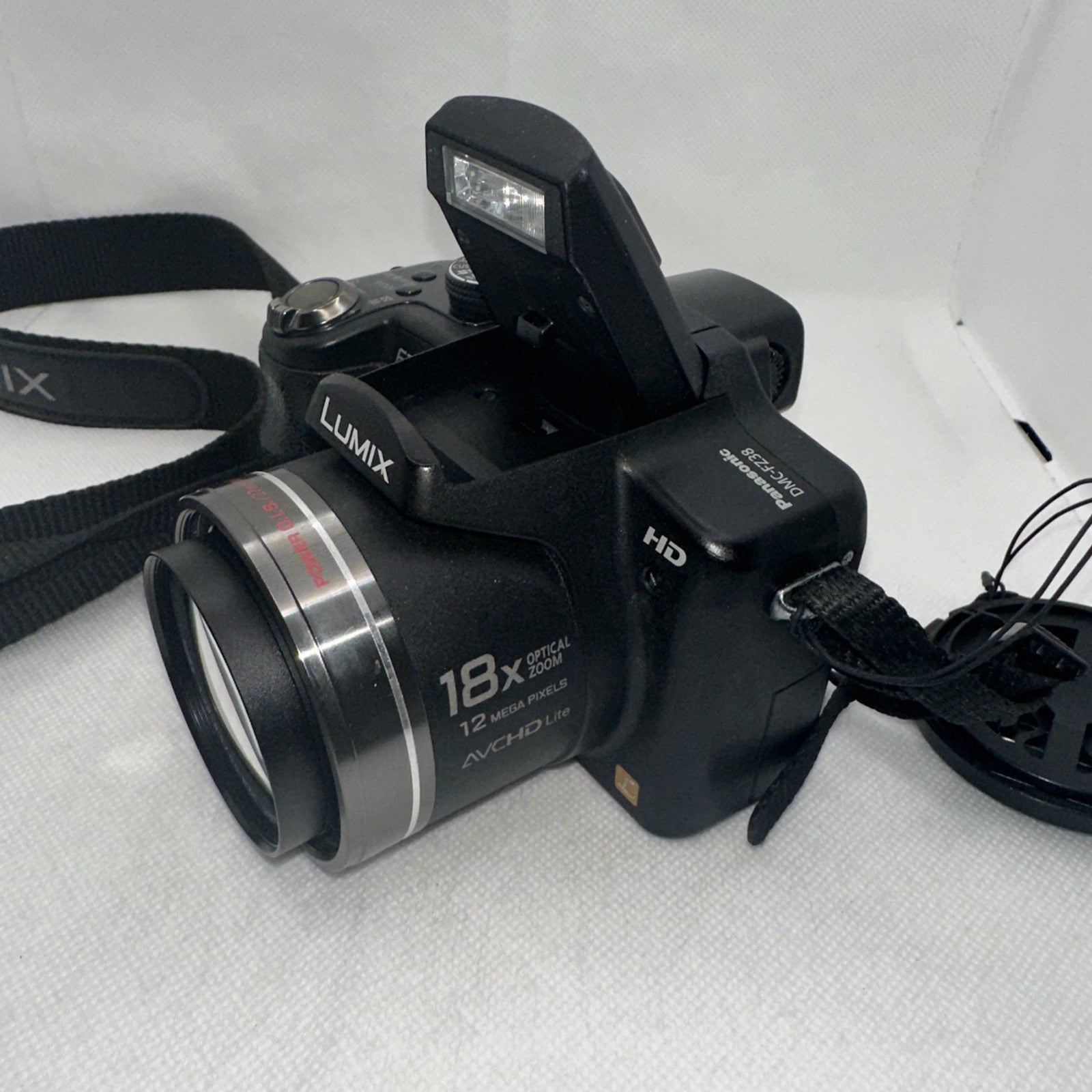 Panasonic Digital Camera Lumix FZ38 12.1MP Tested Plus Charger Battery 16GB SD3