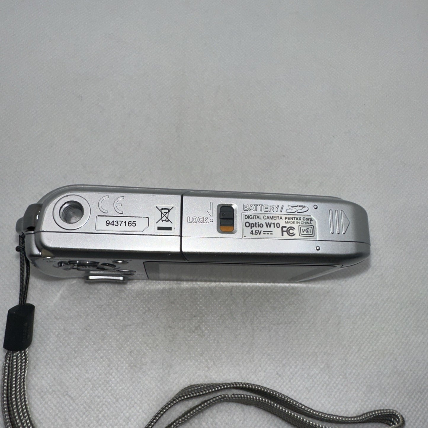 Pentax Underwater Digital Camera Optio W10 6.0MP Tested + Accessories8