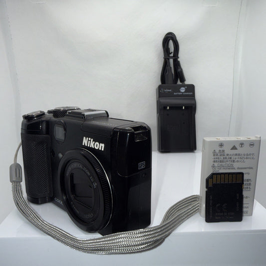 Nikon Coolpix P6000 Digital Camera 13.5MP GPS Tested + Charger Battery 4GB VGC