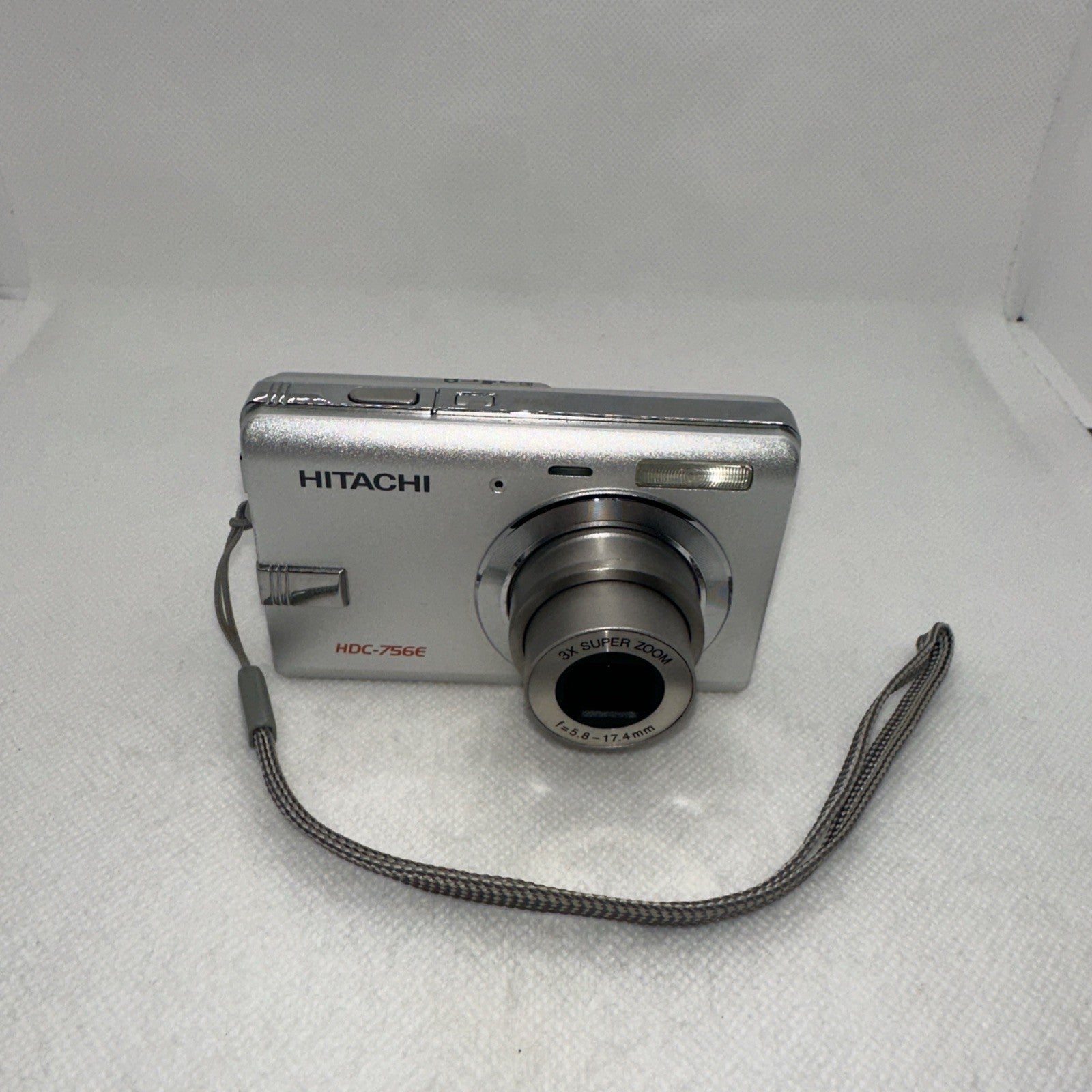 Hitachi Digital Camera HDC-756e 7.1MP Tested Plus Charger Battery 2GB SD & Case2