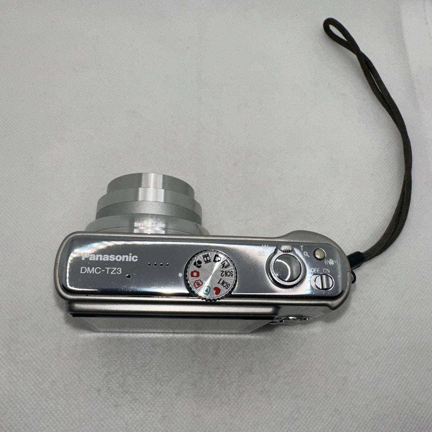 Panasonic Digital Camera LUMIX DMC TZ3 7.2MP Tested Plus Battery Charger 16GB SD5