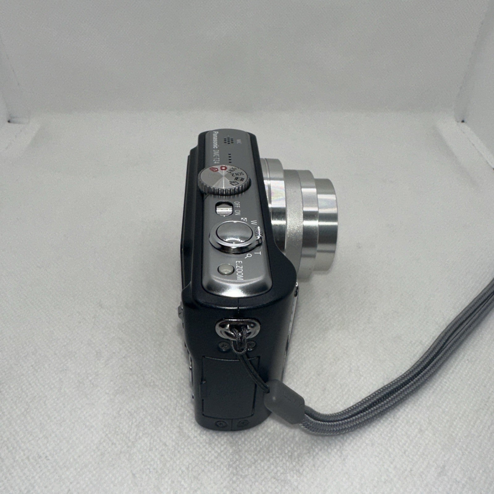 Panasonic Digital Camera Lumix DMC-TZ4 8.1MP  Tested + Charger Battery 16GB VGC7