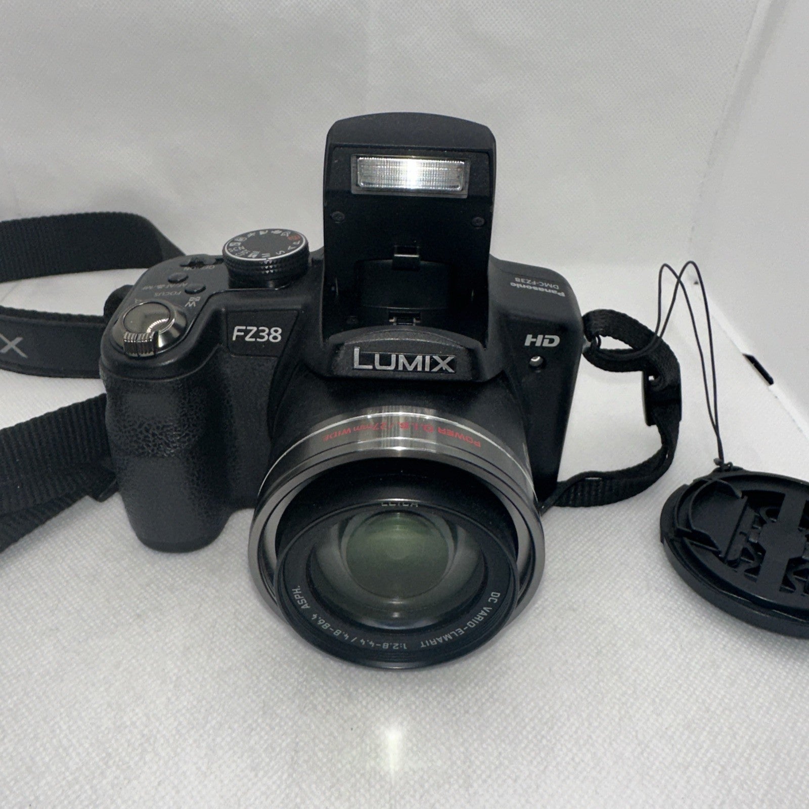 Panasonic Digital Camera Lumix FZ38 12.1MP Tested Plus Charger Battery 16GB SD2