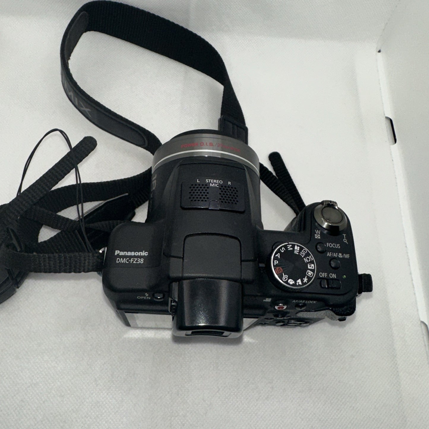 Panasonic Digital Camera Lumix FZ38 12.1MP Tested Plus Charger Battery 16GB SD5