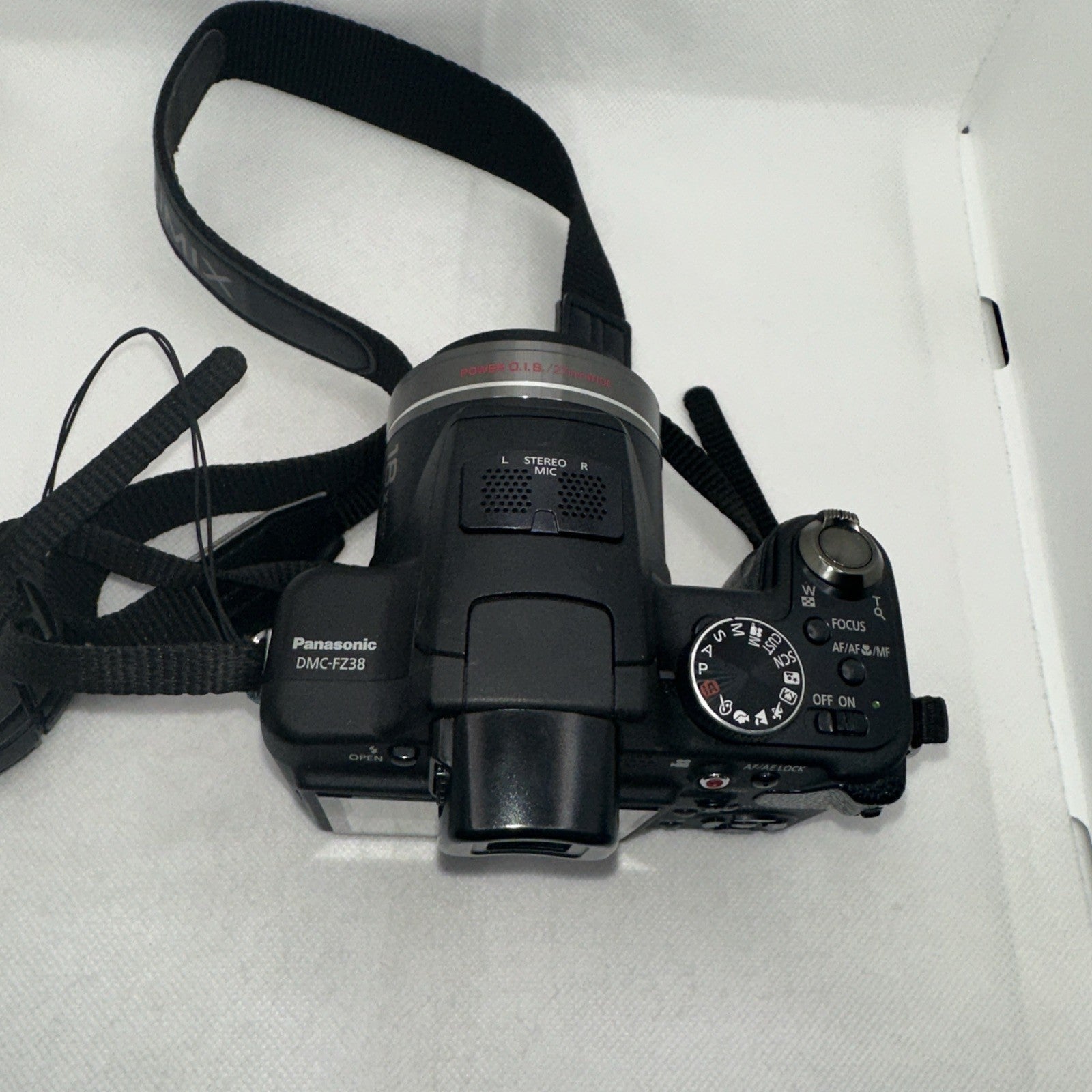 Panasonic Digital Camera Lumix FZ38 12.1MP Tested Plus Charger Battery 16GB SD5