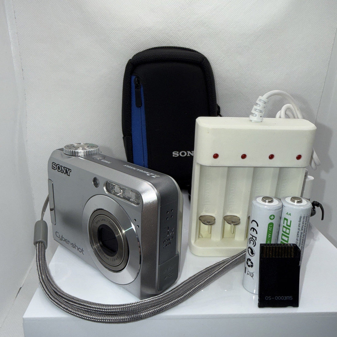 Digital Camera Sony Cybershot DSC-S650 7.2MP Working Full Kit Ready To Use