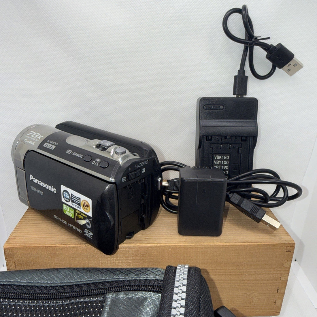 Panasonic SDR-H101 Camcorder 80GB HDD 78x Zoom Video Camera + Charger - Bundle