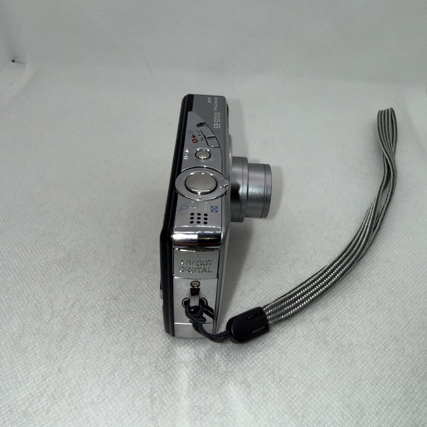 Canon IXUS 65 6.0MP Digital Camera Tested Plus Charger Battery 2GB SD Card7