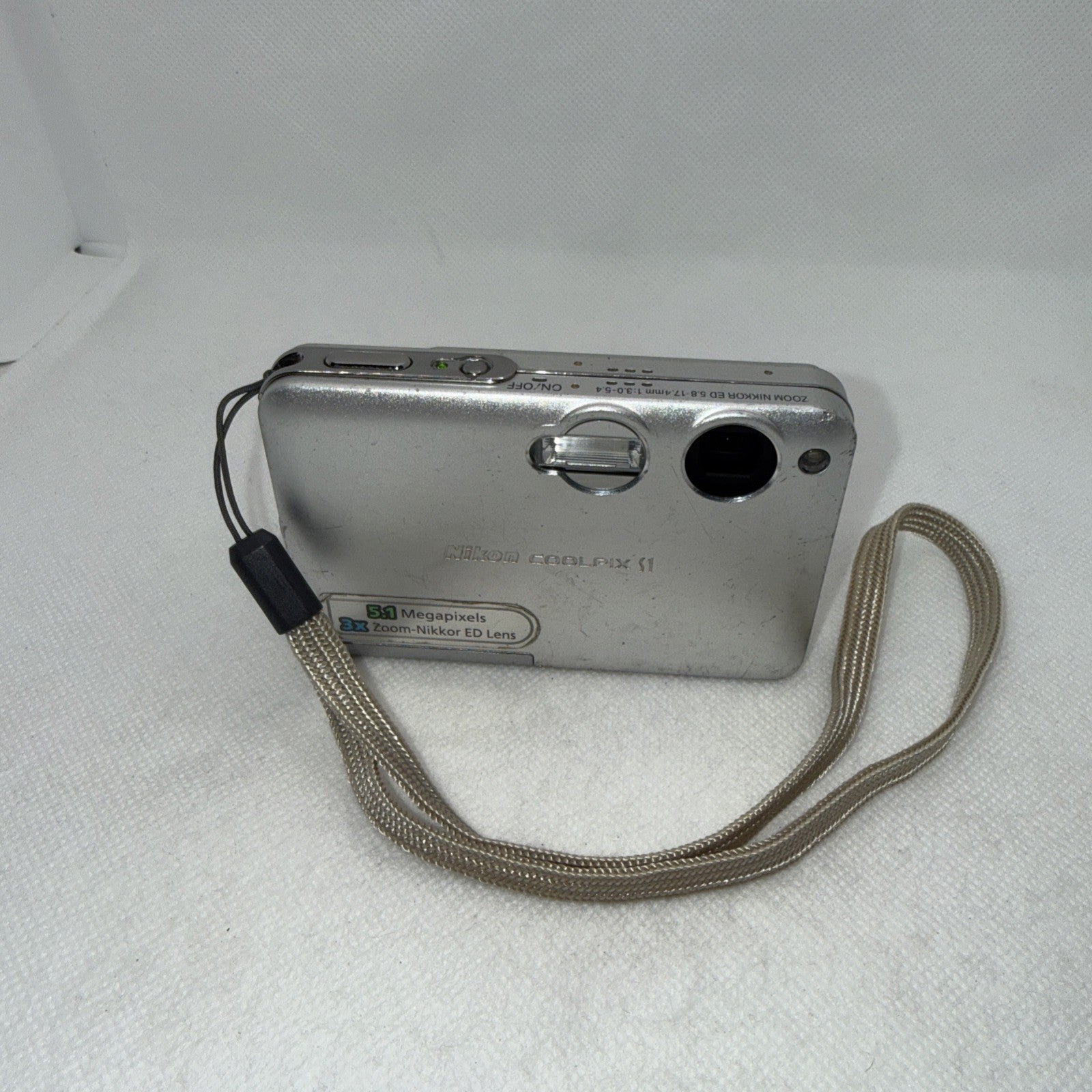 Nikon Digital Camera Coolpix S1 5.1MP Tested Plus Charger Battery 2GB SD Card2