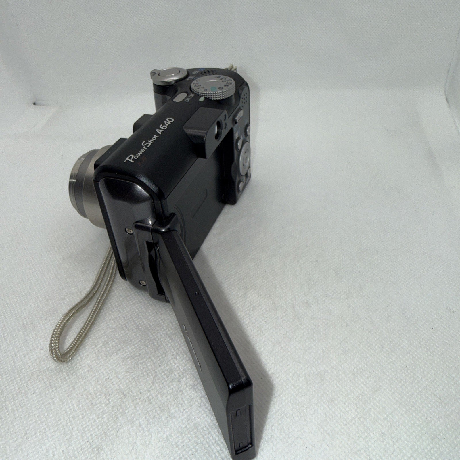 Canon PowerShot A640 10MP Digital Camera Tested Plus Case And 16GB SD Card4