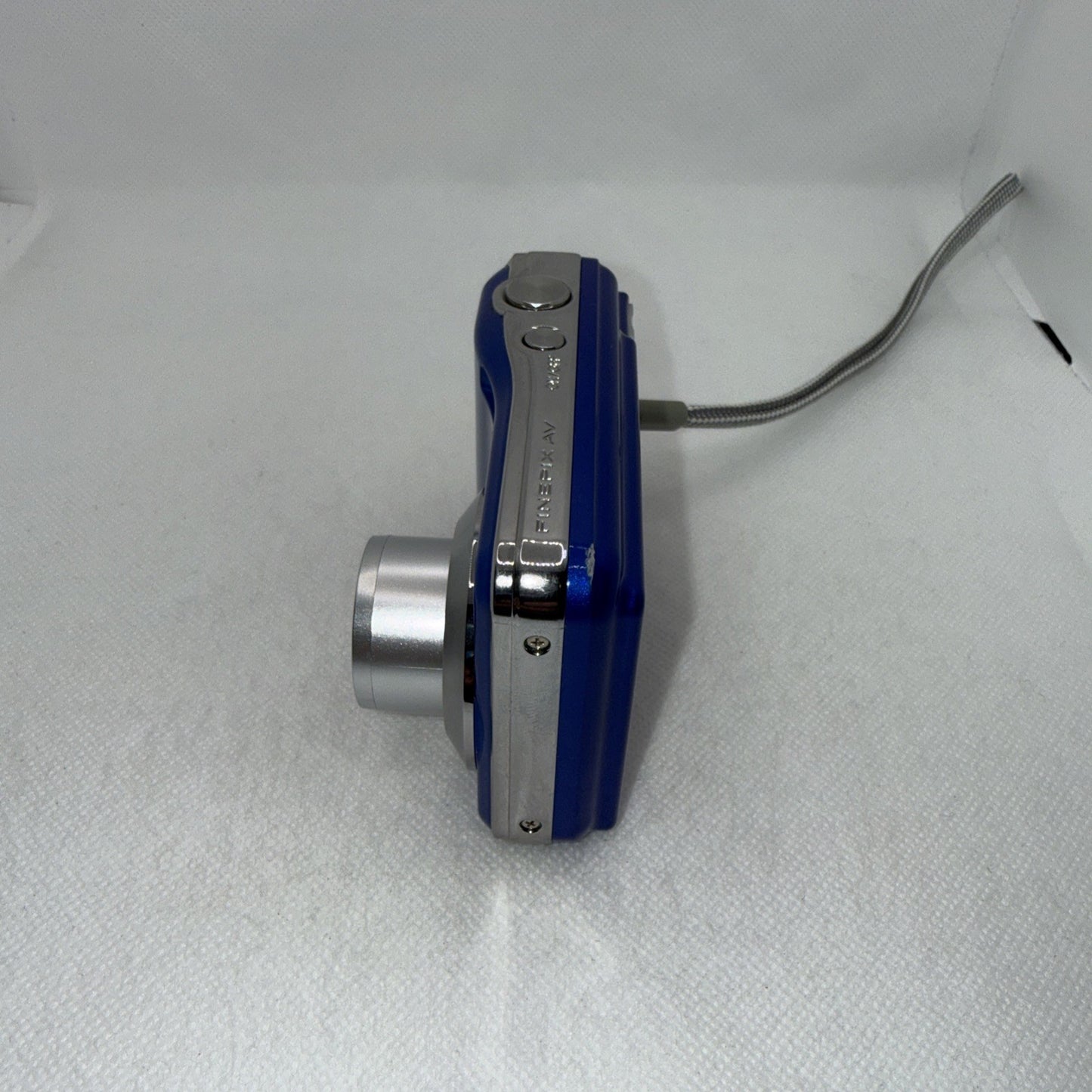 Fujifilm Digital Camera FinePix AV200 14.0MP Blue Tested Plus 4GB SD Card6