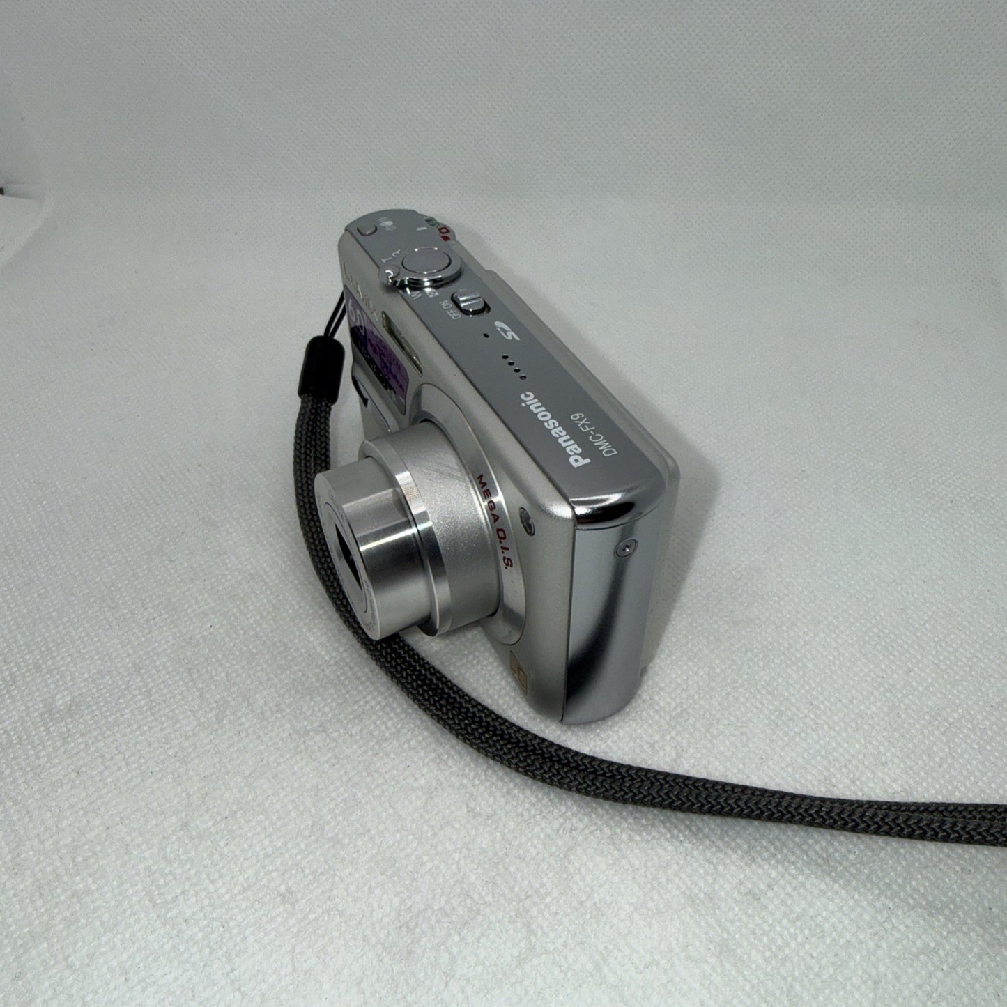 Y2K Panasonic Lumix DMC-FX9 6.0MP Digital Camera Tested + Charger Battery 2GB SD3