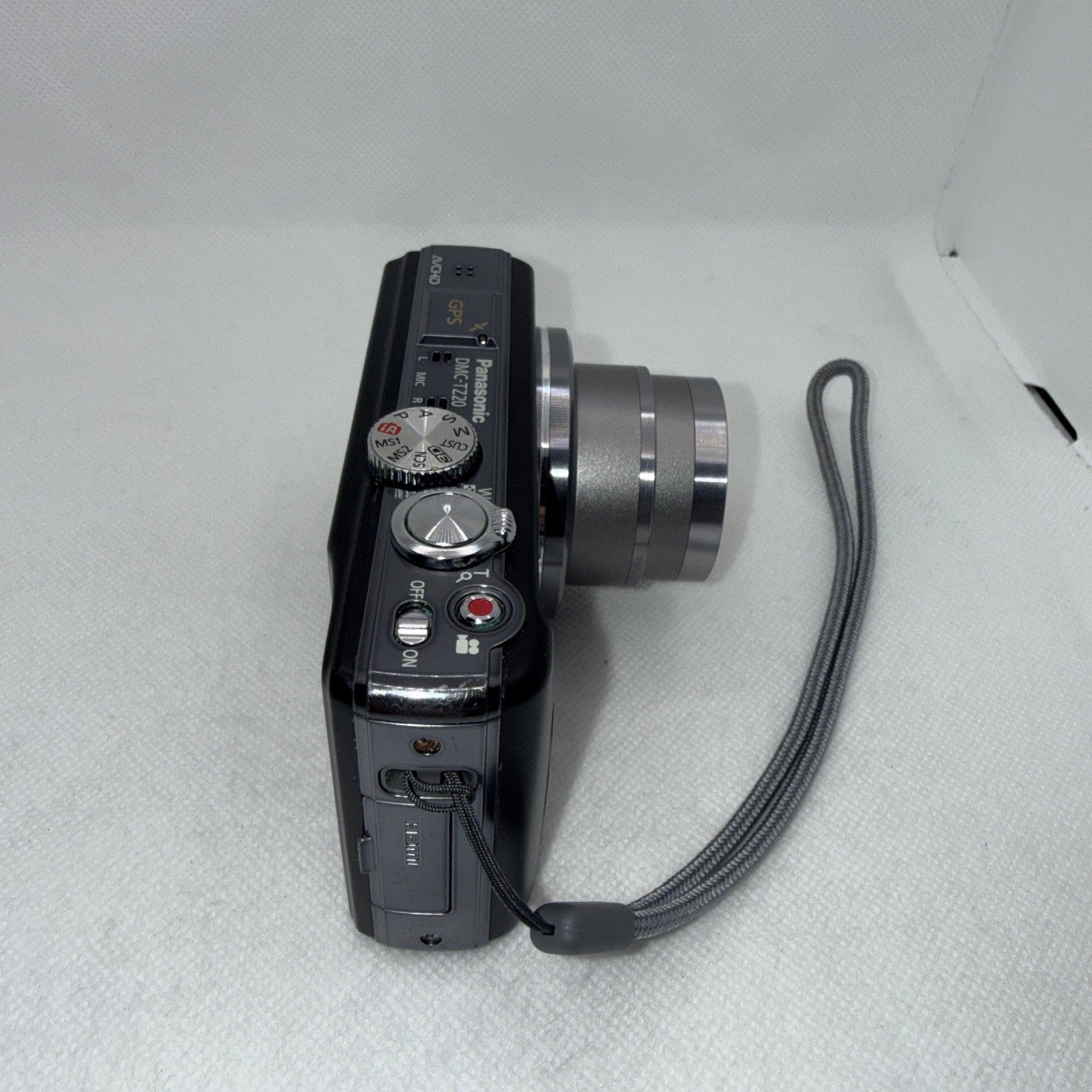 Panasonic Lumix DMC-TZ20 14.1MP Digital Camera Tested Plus Charger Battery 16GB7