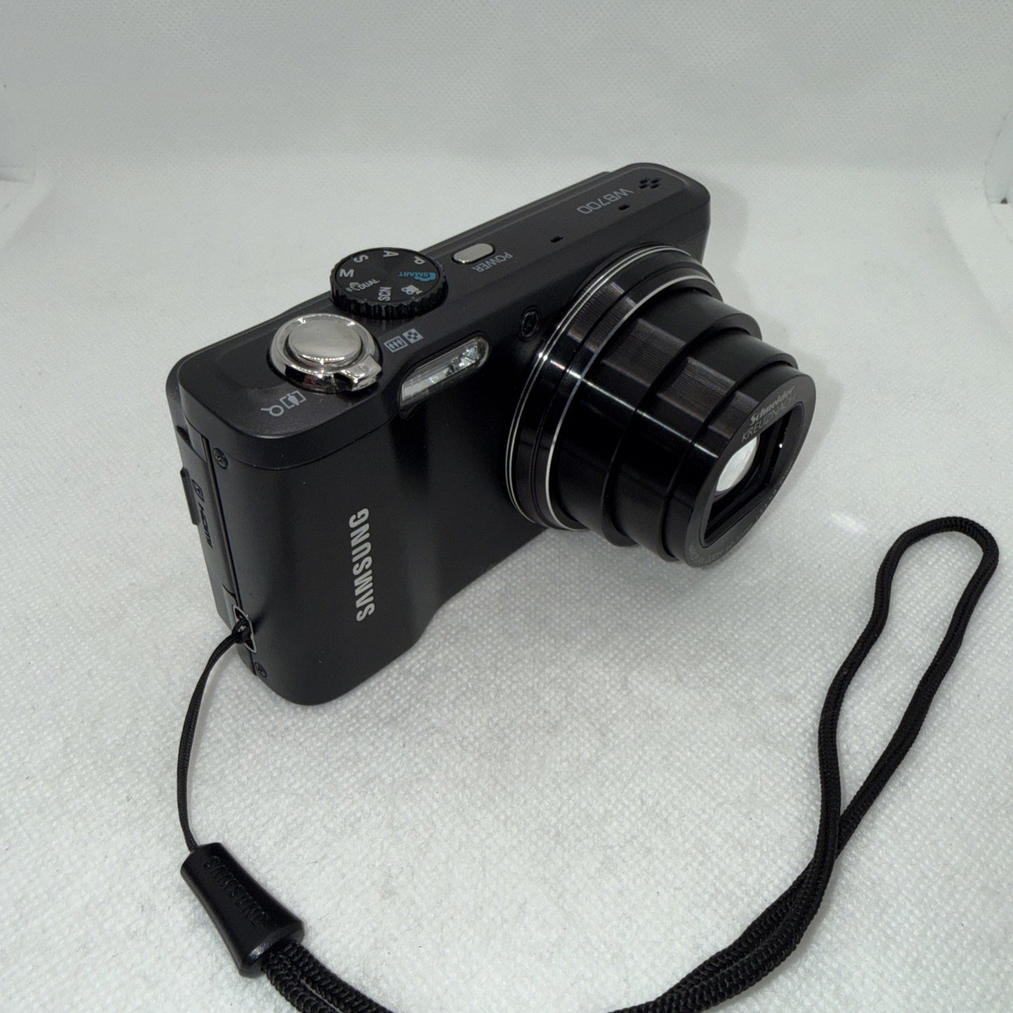 Y2K Digicam Samsung WB700 Digital Camera 14.2MP Tested + Charger Battery 16GB1