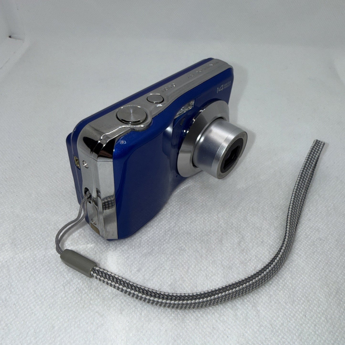 Fujifilm Digital Camera FinePix AV200 14.0MP Blue Tested Plus 4GB SD Card1