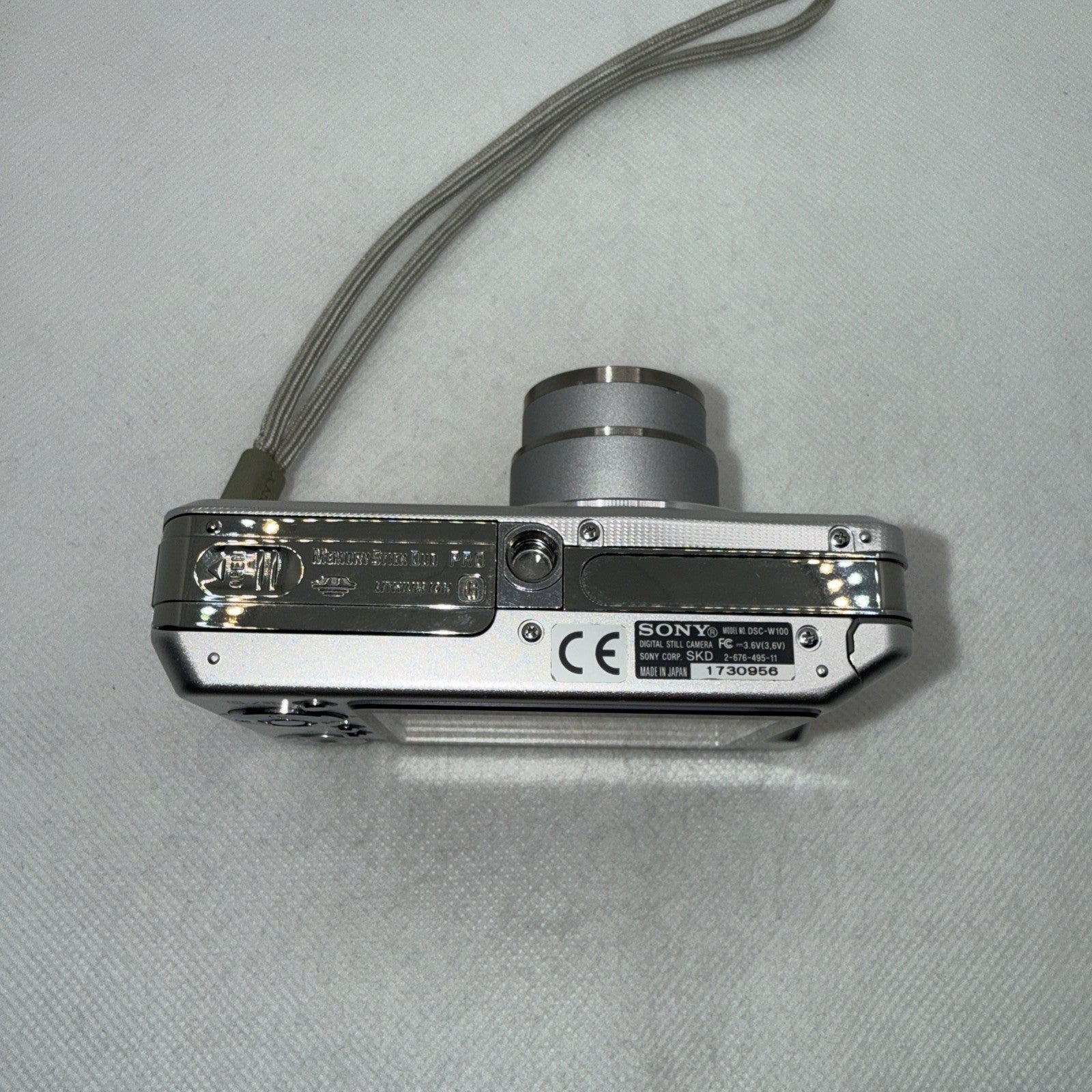 Y2K Sony Digital Camera Cybershot DSC-W100 8.1MP Tested + Charger Battery Memory8