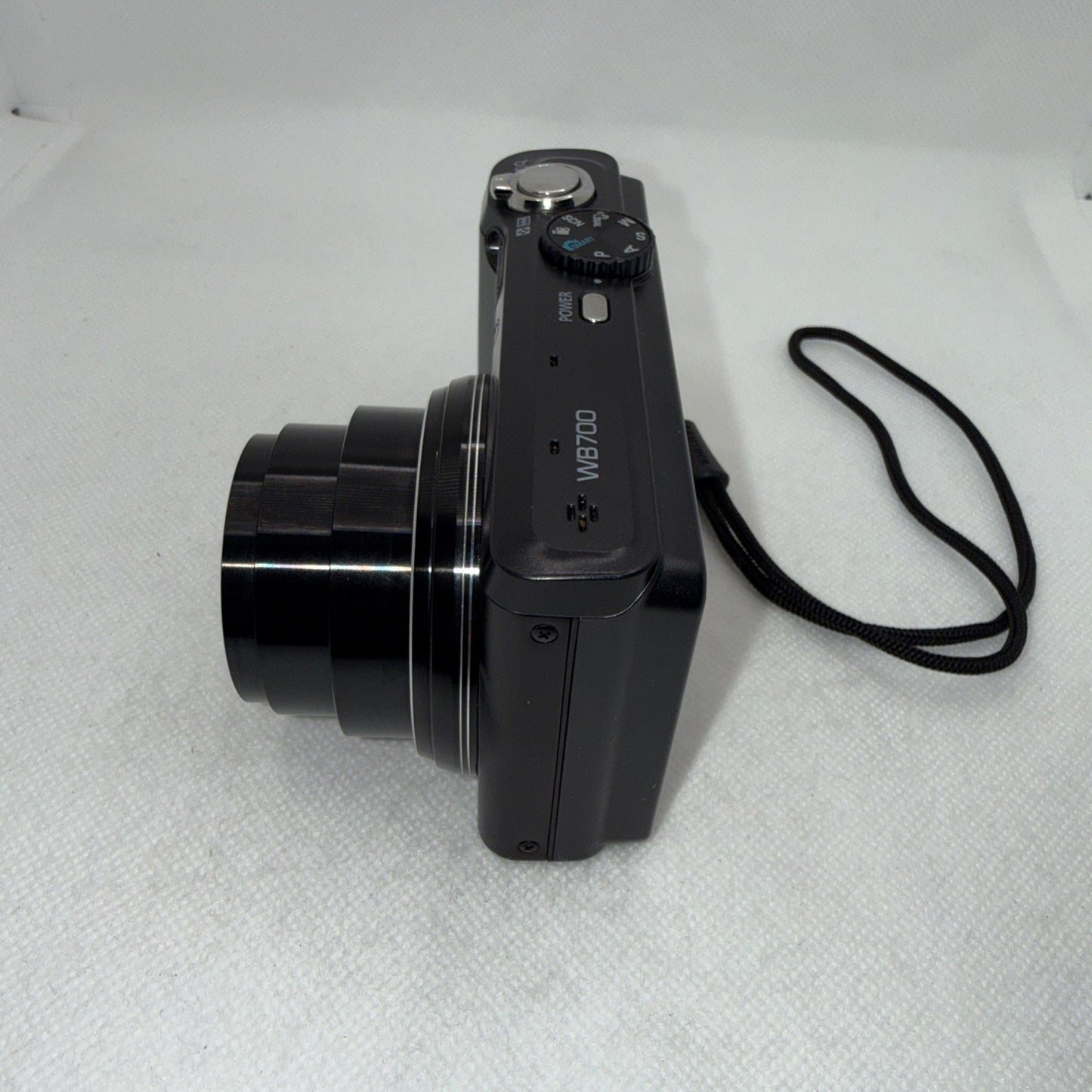 Y2K Digicam Samsung WB700 Digital Camera 14.2MP Tested + Charger Battery 16GB6