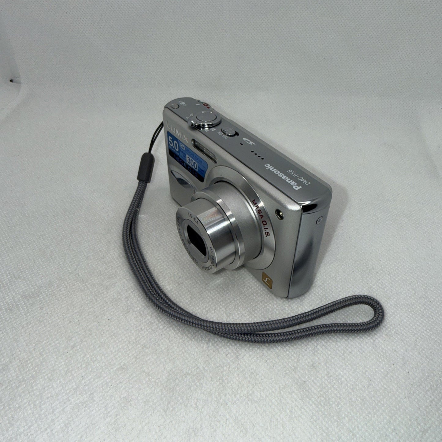 Panasonic Digital Camera Lumix DMC FX8 5MP Tested Plus Charger Battery SD Card3