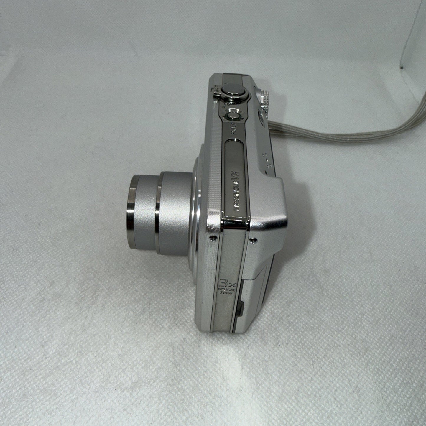 Y2K Sony Digital Camera Cybershot DSC-W100 8.1MP Tested + Charger Battery Memory6