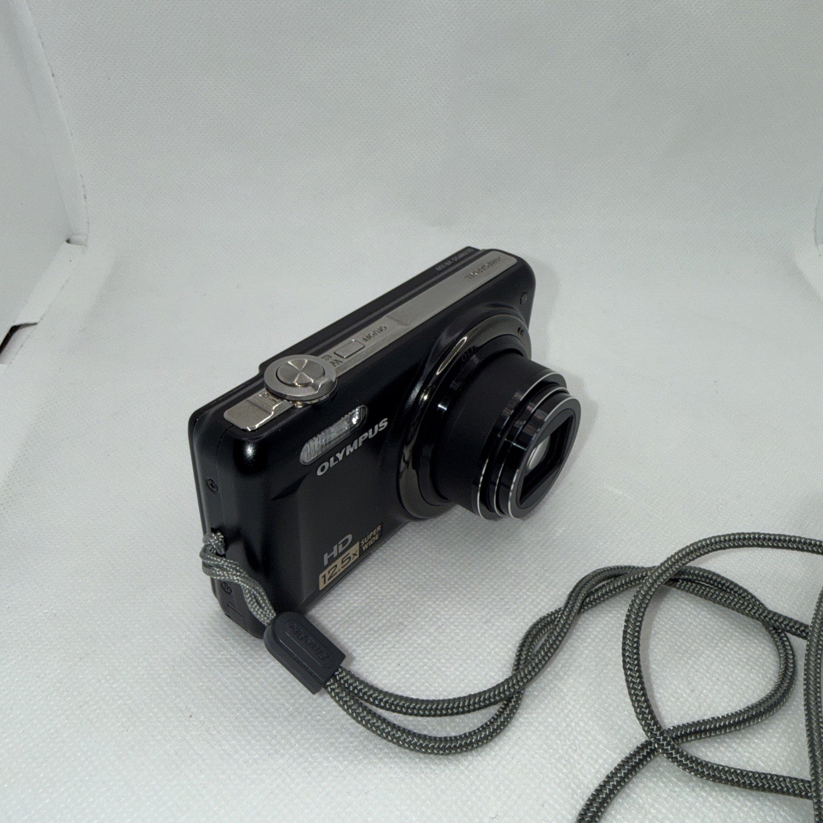 Olympus VR-320 14.1MP Digital Camera Tested Plus Charger Battery and 4GB SD1