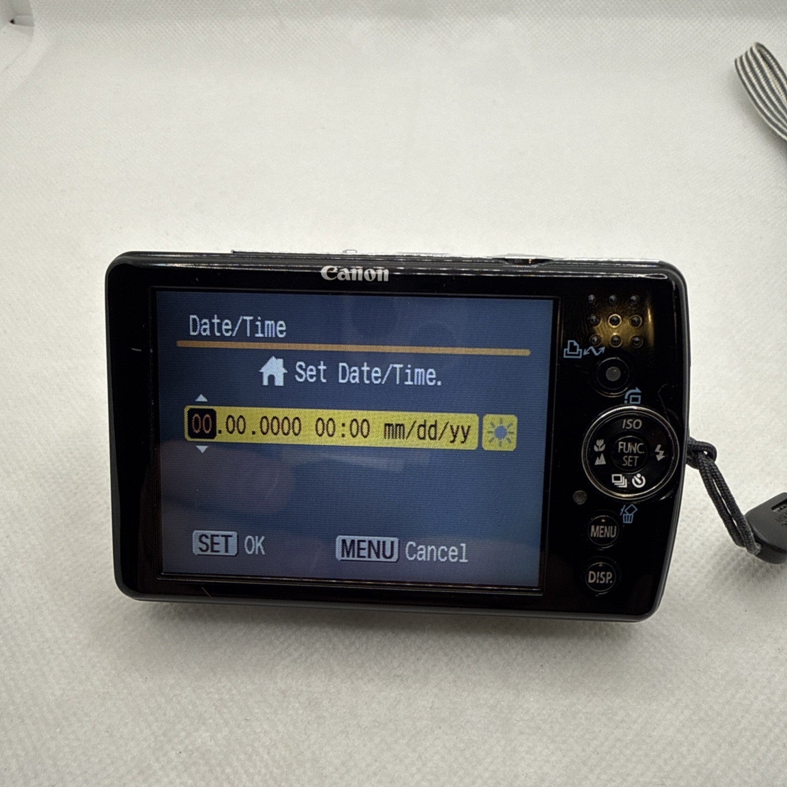 Canon IXUS 65 6.0MP Digital Camera Tested Plus Charger Battery 2GB SD Card4