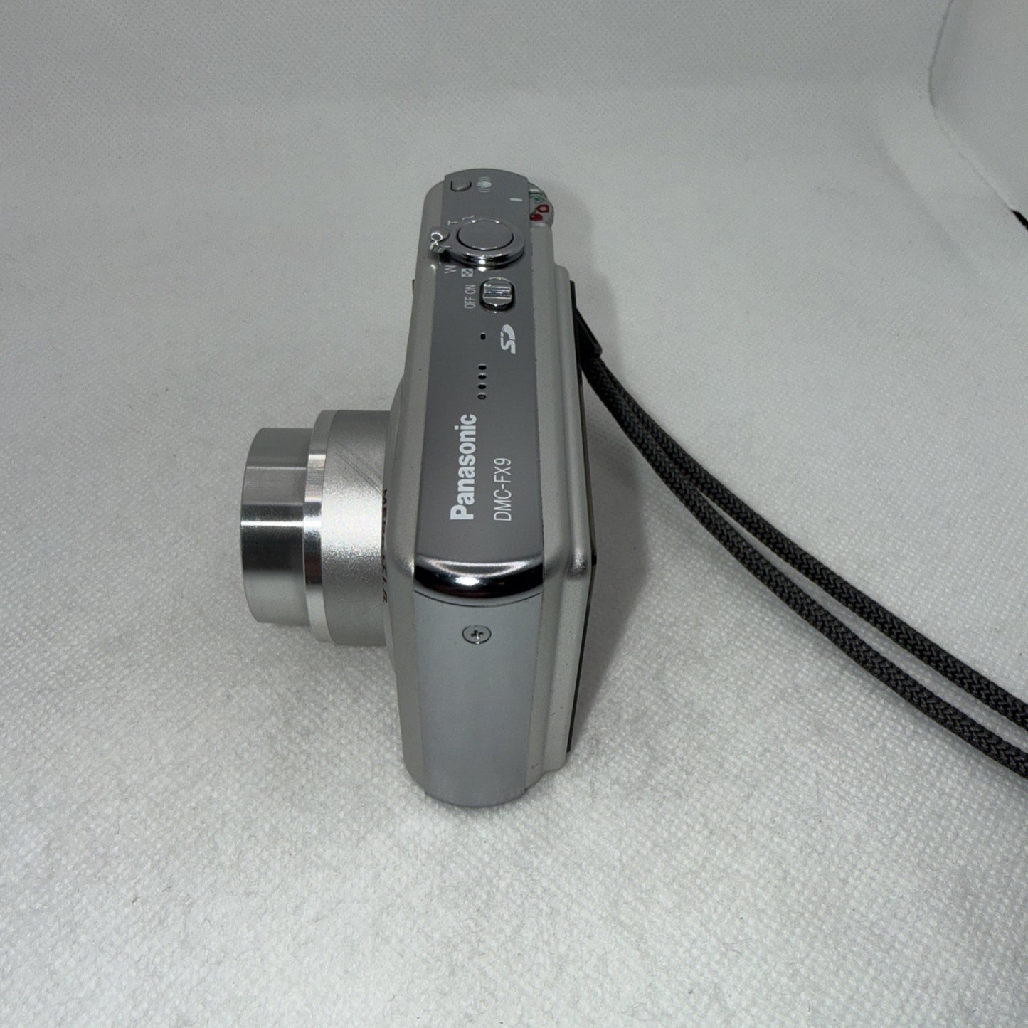 Y2K Panasonic Lumix DMC-FX9 6.0MP Digital Camera Tested + Charger Battery 2GB SD6