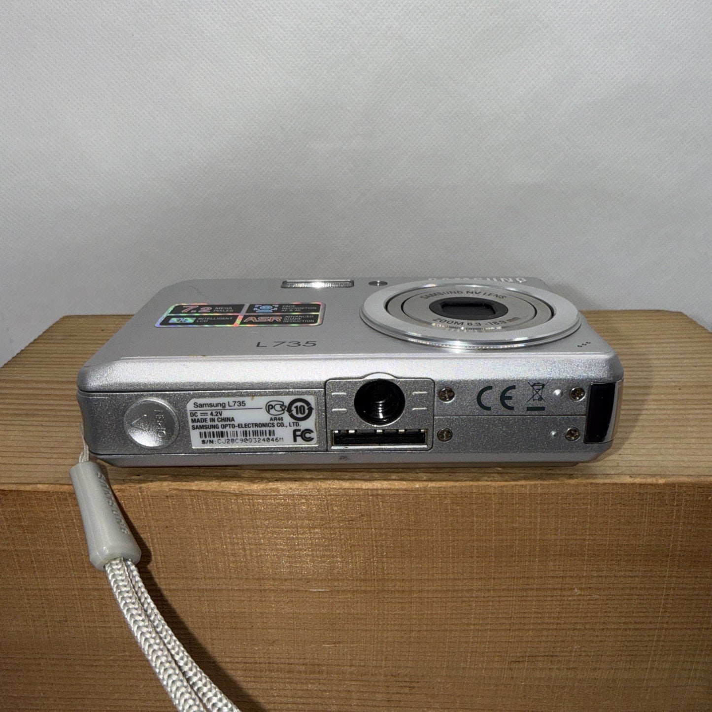 Samsung L735 7.2MP Digital Camera Tested Working + Charger Battery 4GB SD Card