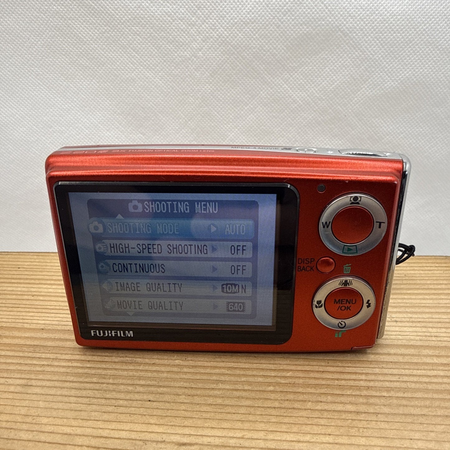 Fujifilm Finepix Z20fd 10MP Digital Camera Red Tested + Charger Battery 4GB SD