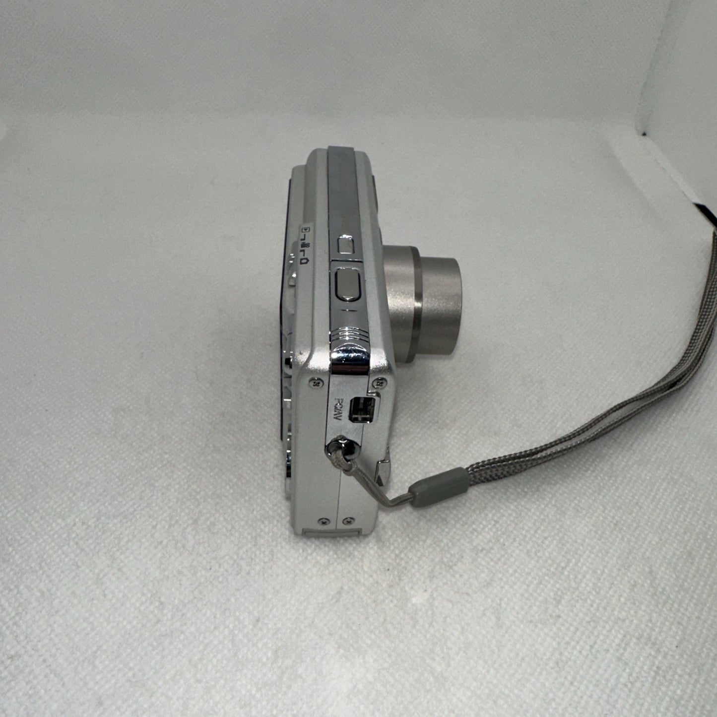 Hitachi Digital Camera HDC-756e 7.1MP Tested Plus Charger Battery 2GB SD & Case7