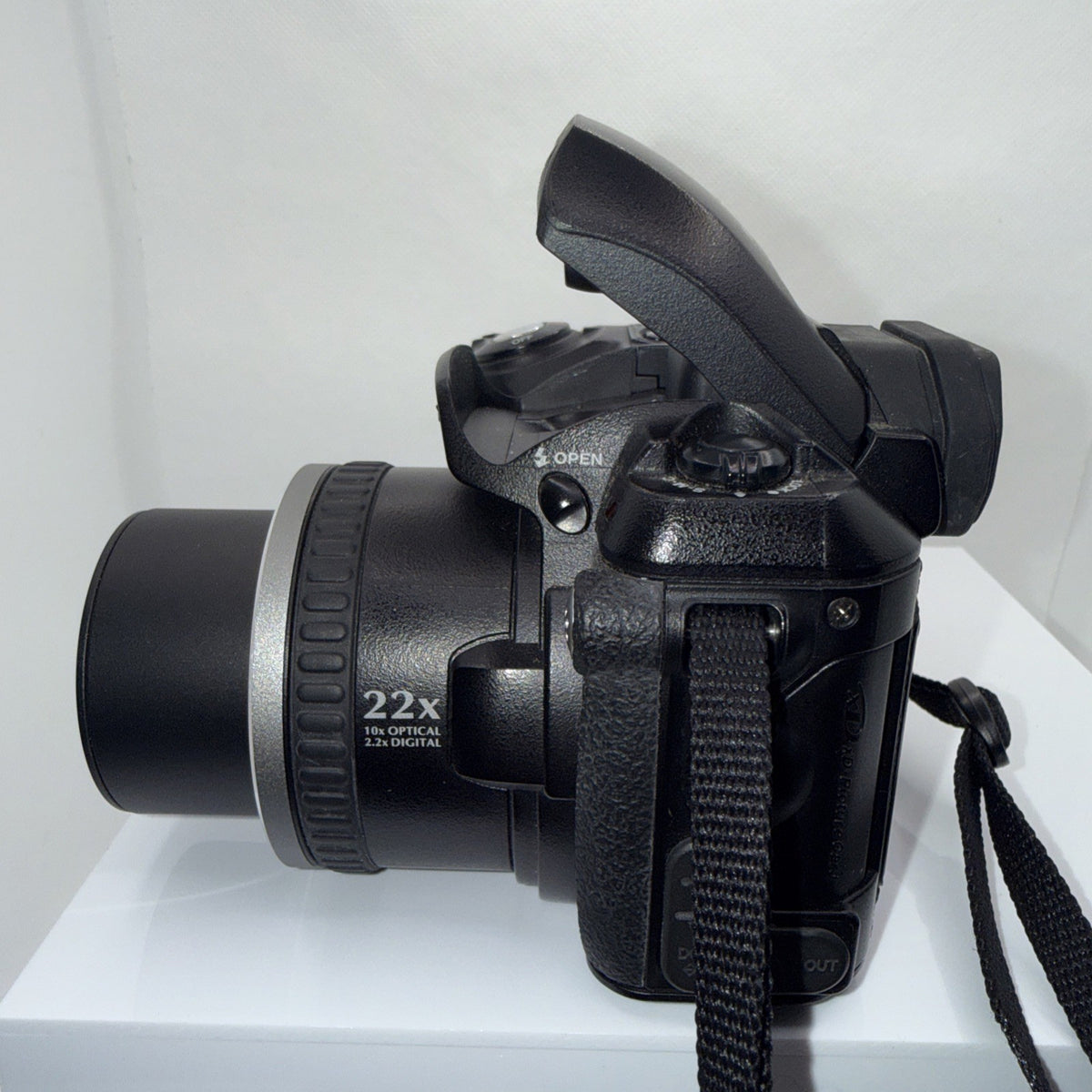 Fujifilm Finepix S5000 3MP Bridge Camera Tested + Charger Batteries XD Card