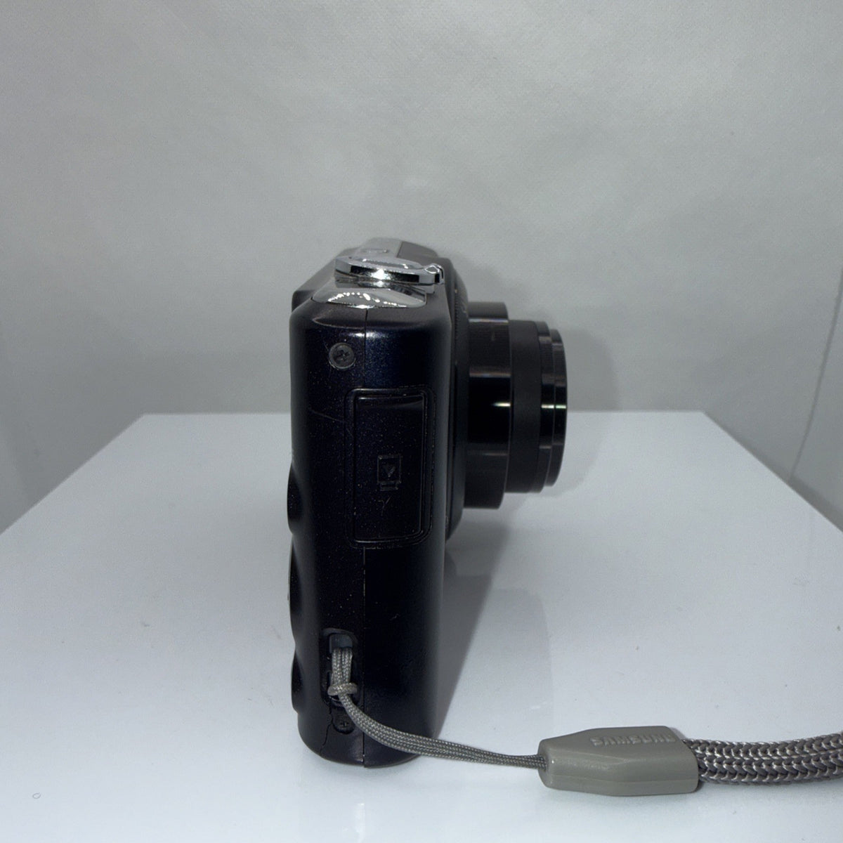 Samsung Digital Camera PL201 14.2MP Tested Working + Charger Battery 4GB SD Card