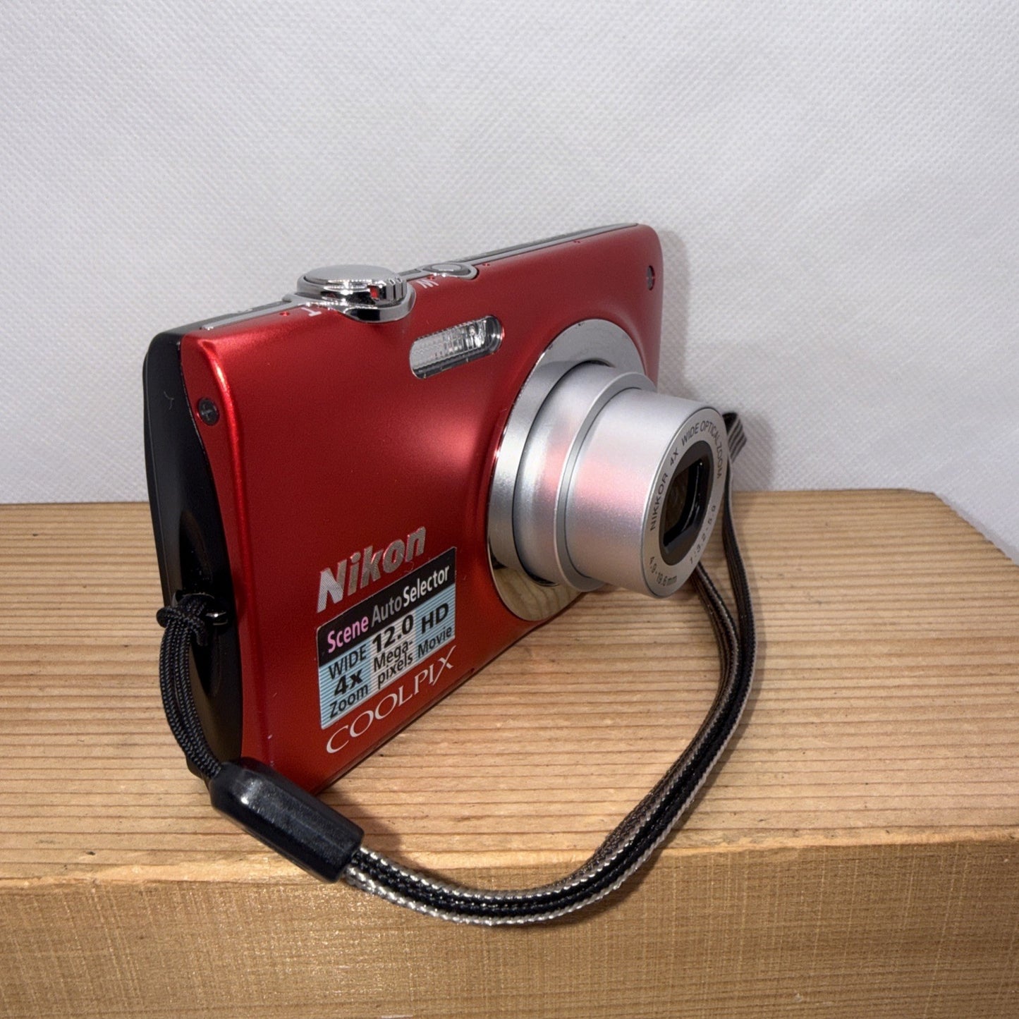 Nikon Coolpix S2550 12MP Digital Camera Red Tested + Charger Battery 4GB SD Card