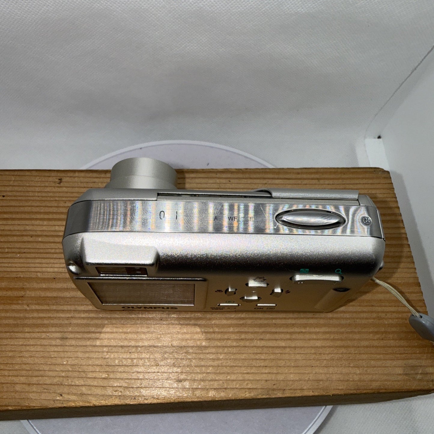 Olympus MJU 400 4MP Digital Camera Boxed Tested + Charger Battery Memory & More