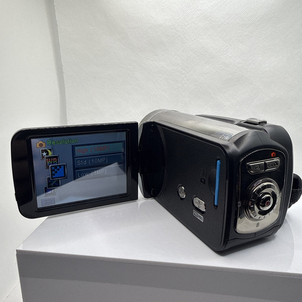 HD Camcorder Hitachi DZ-HV1079E 1080P Tested Working + Charger Battery 4GB SD