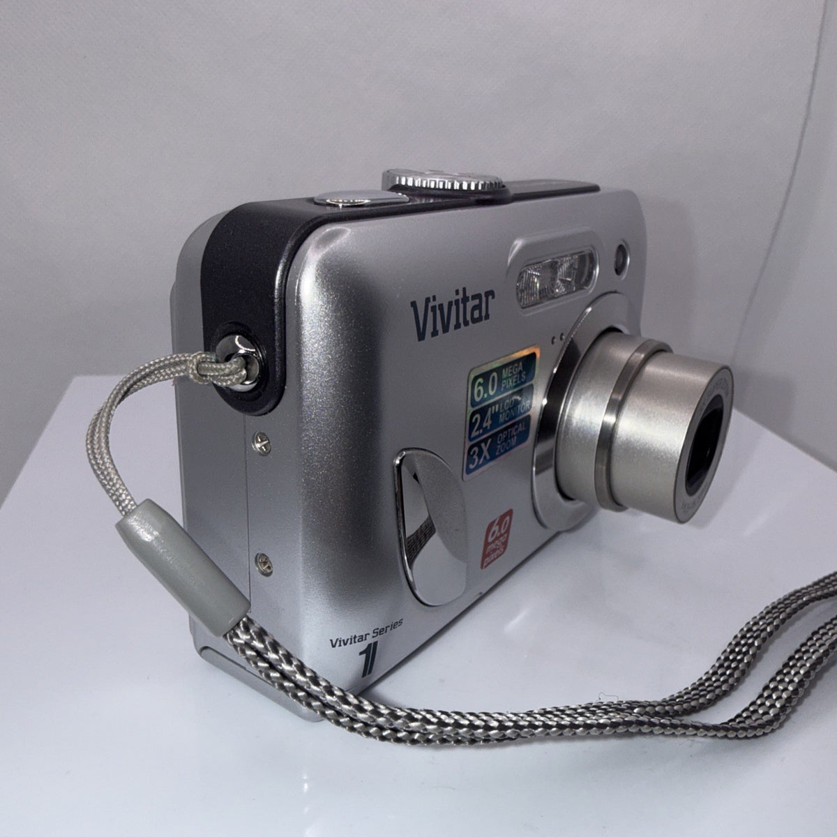 Vivitar 6324 6MP Digital Camera Tested Working + Charger Batteries Case 4GB VGC