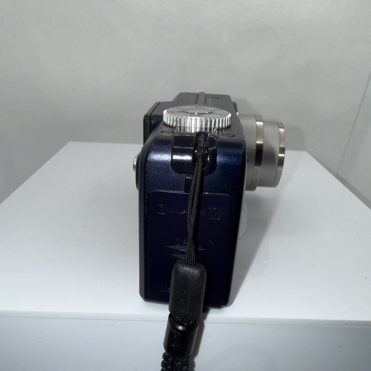 Sony Cybershot DSC-P12 5MP Digital Camera Tested + Charger Battery Memory