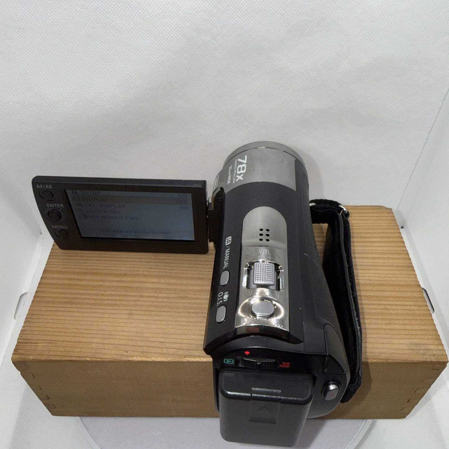 Panasonic SDR-S50 SD Camcorder Video Camera 78x Zoom LCD Screen Tested Working