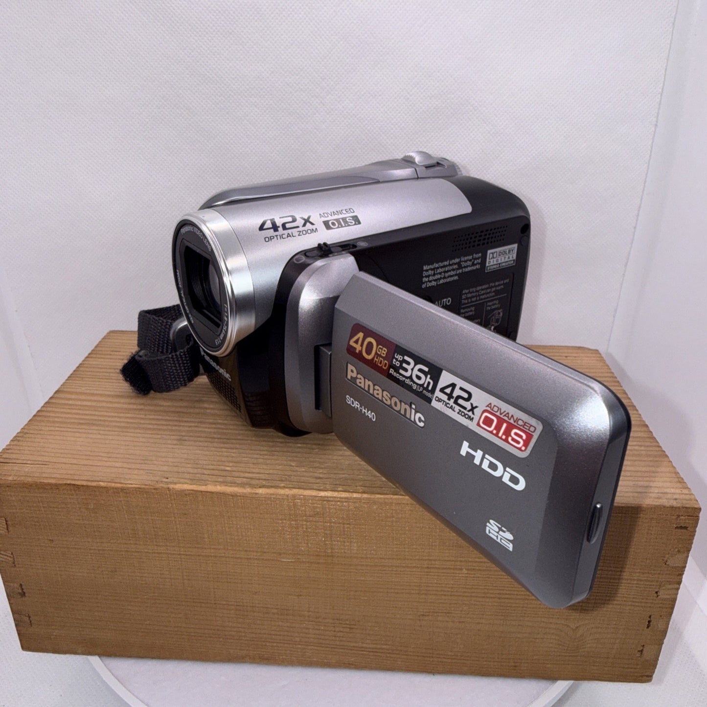 Panasonic SDR-H40 HDD 40GB HD Video Handycam Camcorder Tested + Accessories