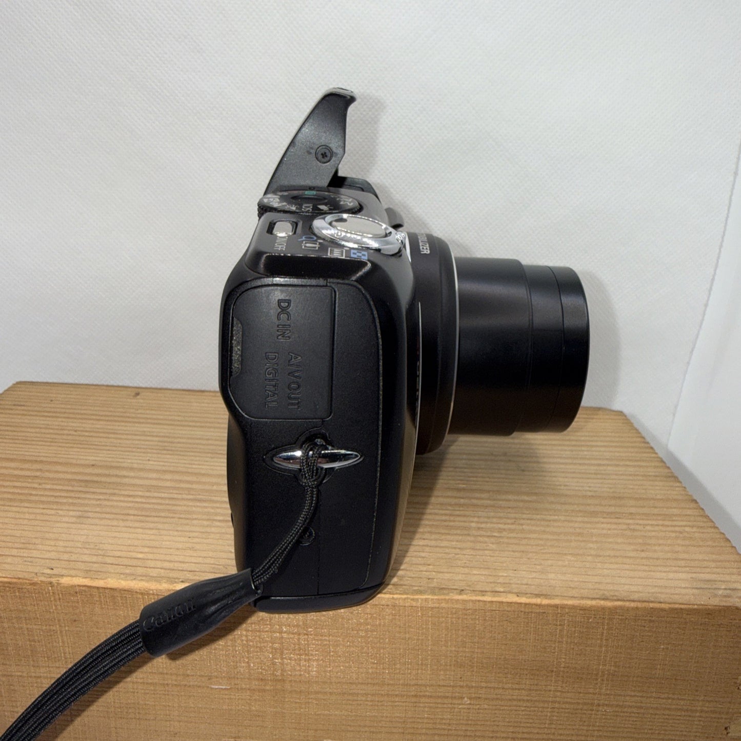 Canon Powershot SX120IS 10MP Digital Camera Tested + Case And 4GB SD Memory Card