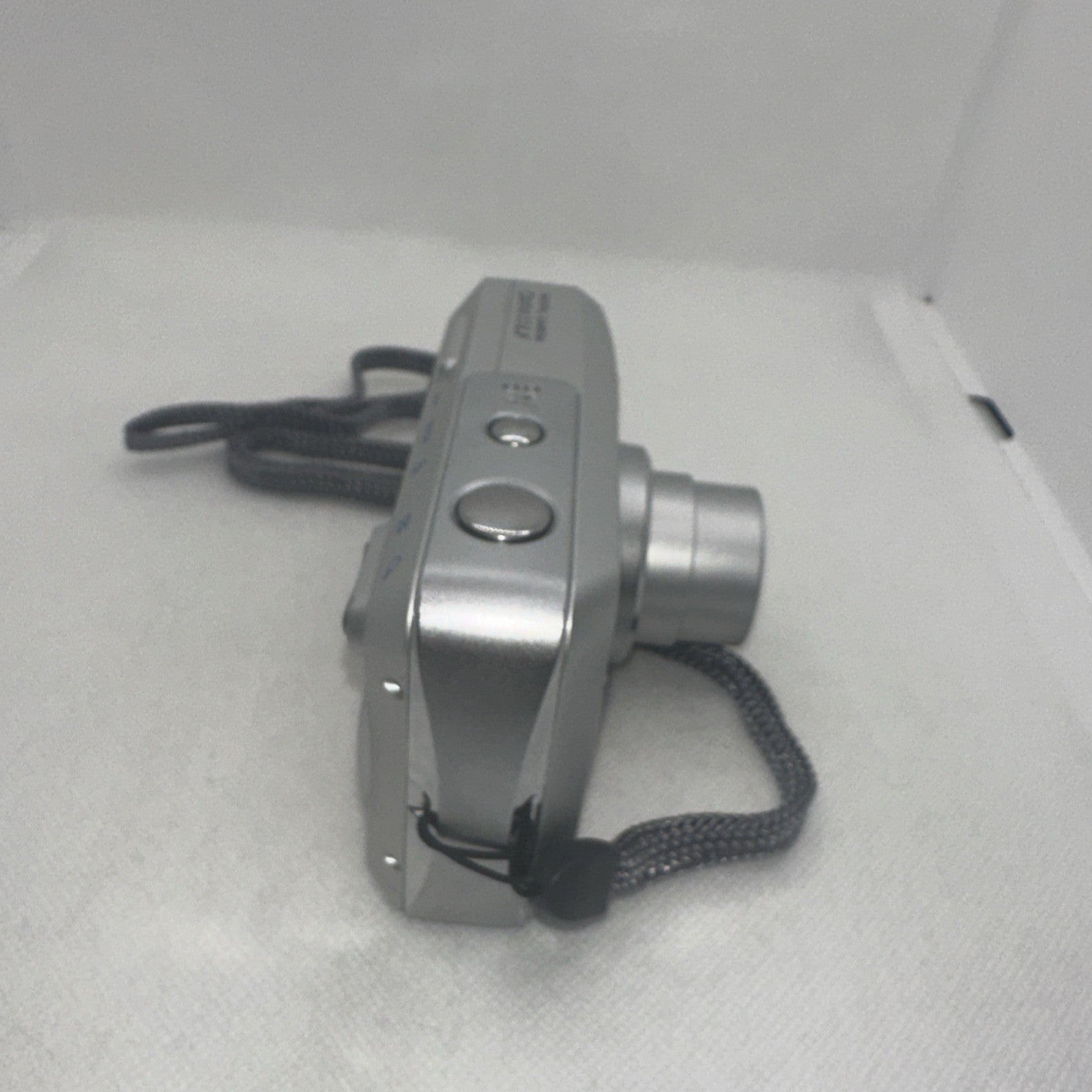 Pentax Optio 33LF 3.2MP Digital Camera refm8