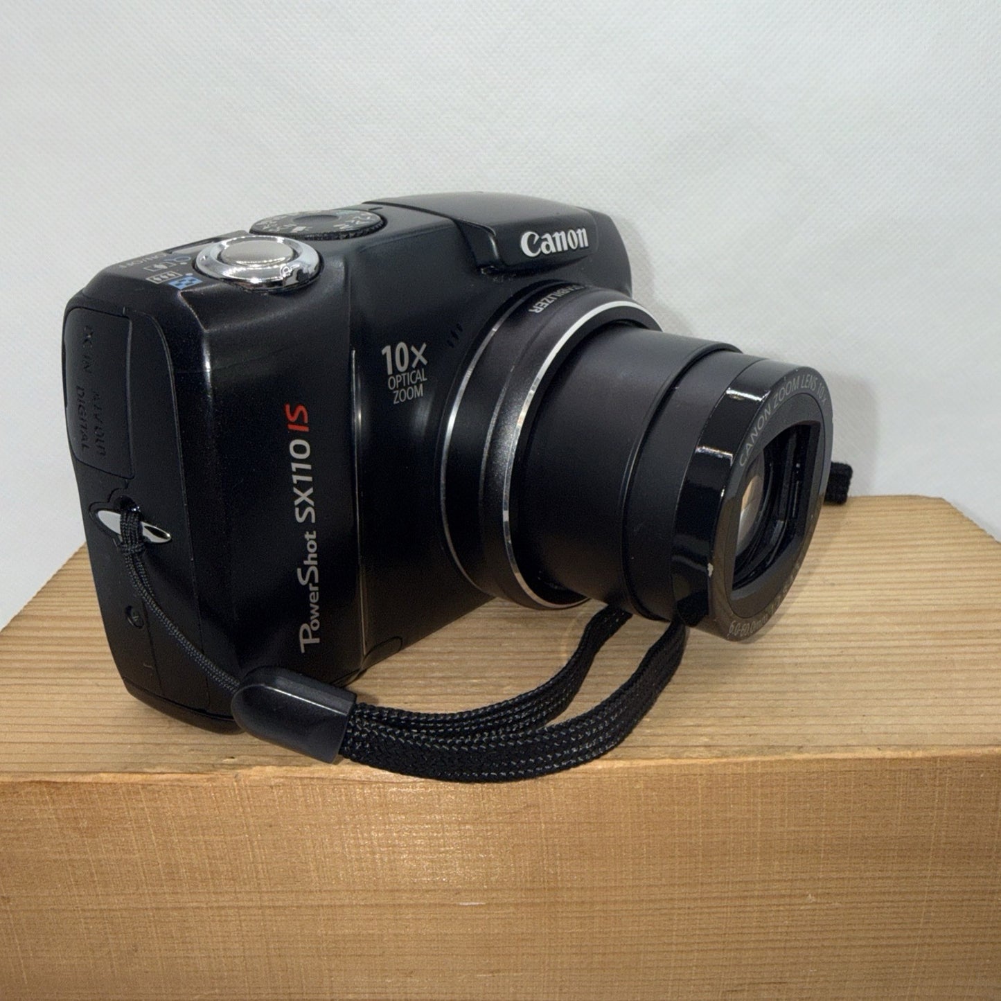 Canon PowerShot SX110 Is 9.0MP Compact Digital Camera Black- Excellent Condition