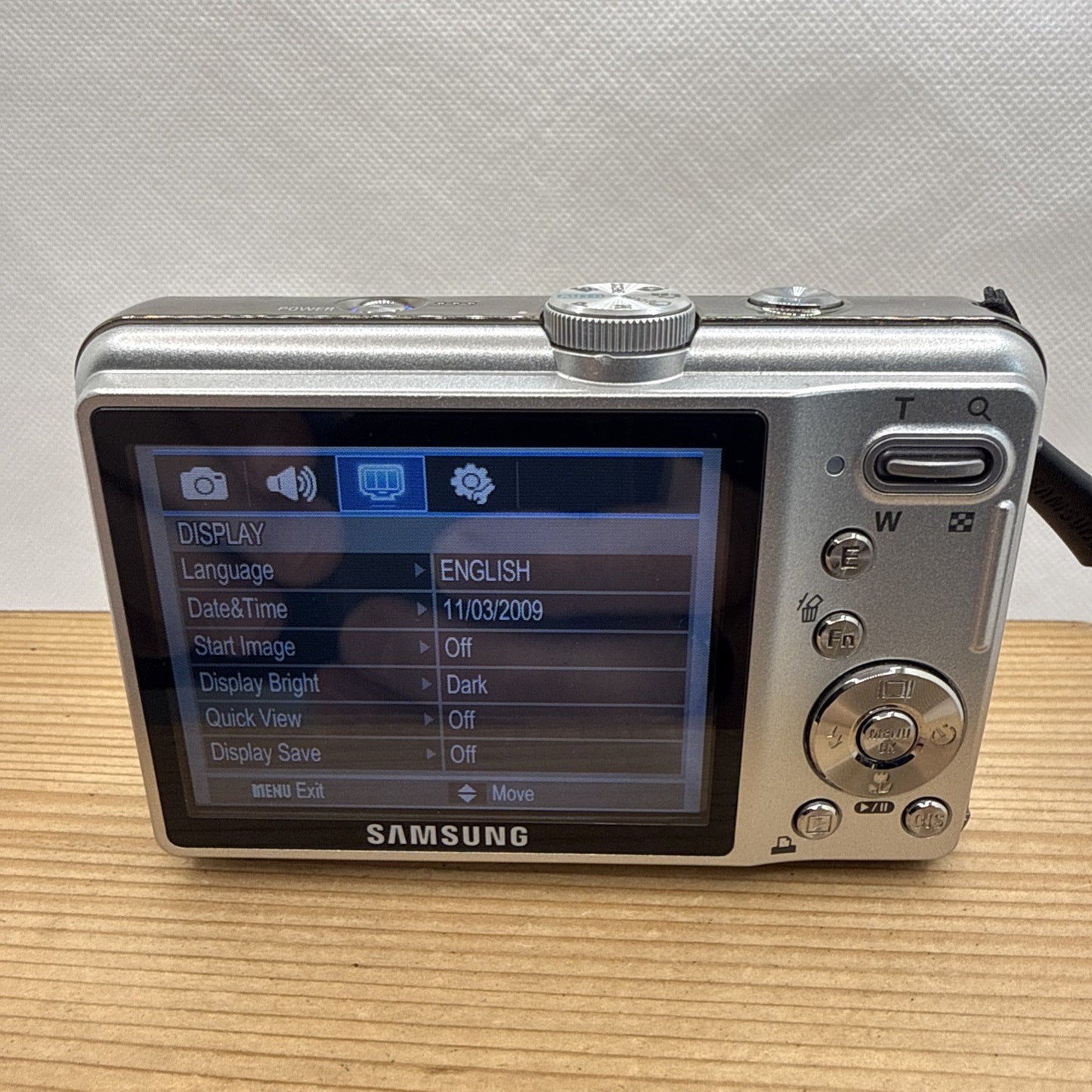 Samsung L313 13.6MP Digital Camera Tested + Charger Battery 4GB SD Card VGC
