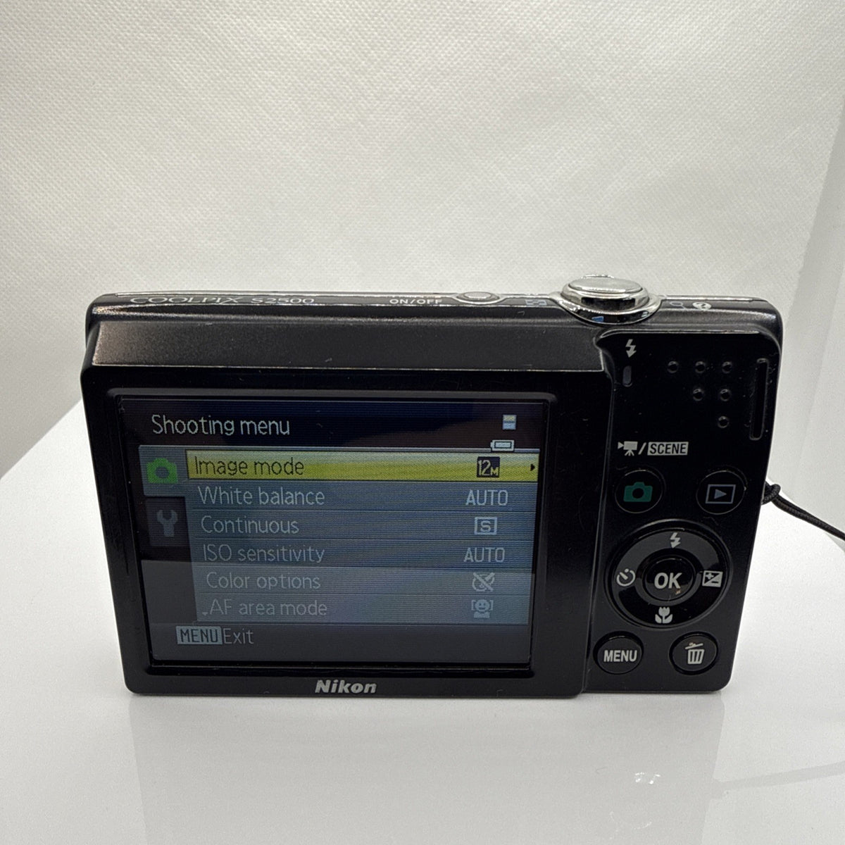 Nikon Coolpix S2500 12MP Digital Camera Tested Working + Charger Battery 16GB