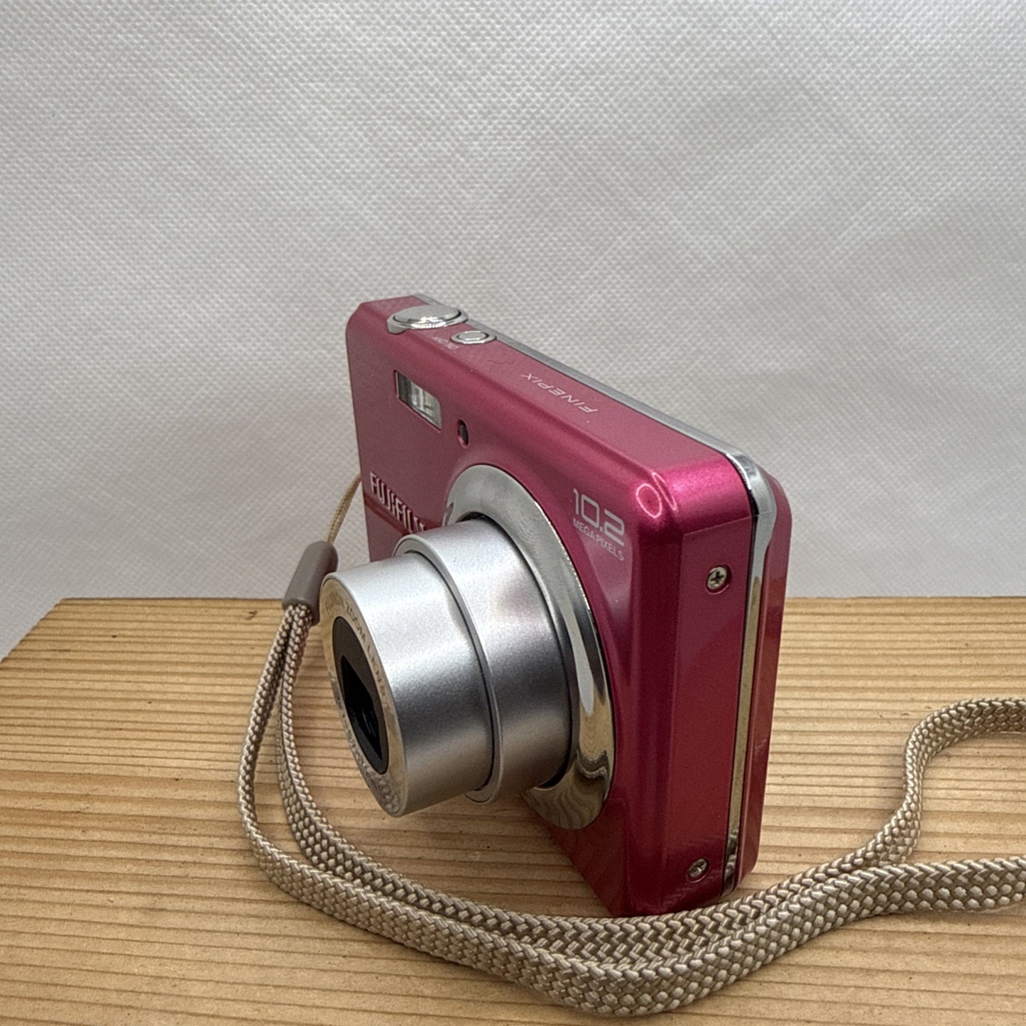 Fujifilm FinePix J J28 10.2MP Pink Digital Camera Working + Charger Battery 16GB